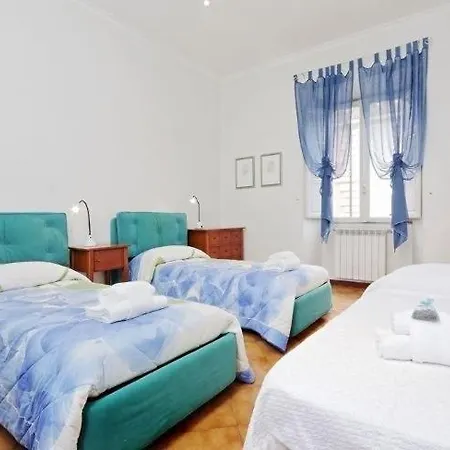 Castro Pretorio Sleeps 7 Wifi Appartamento *